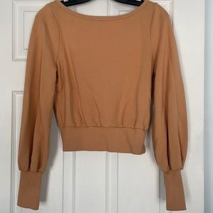 Intermix size P top.